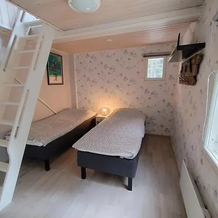 Revonmaja * Vehkataipale