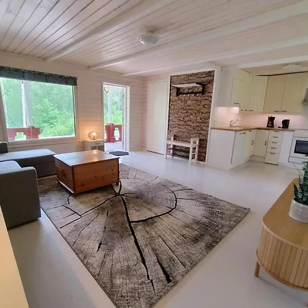 Dağ evi Revonmaja Vehkataipale