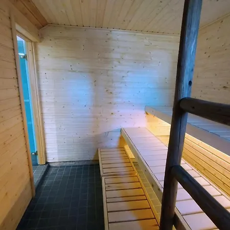 Revonmaja Chalet *