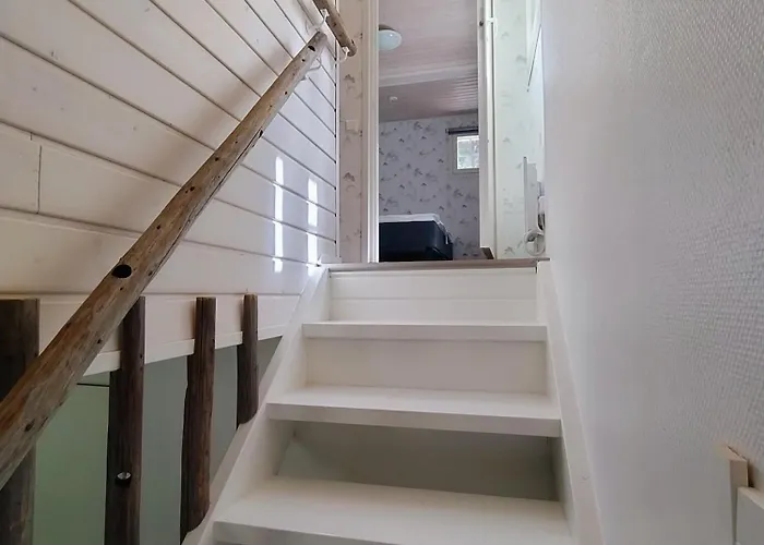 Revonmaja * Vehkataipale